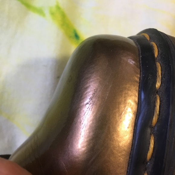 Gold Dr. Martens boots. UK 6/ US 8 or US 8.5 - Picture 7 of 8